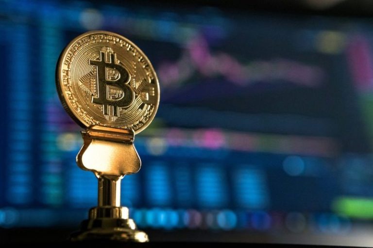 Crypto Market Recap: Kraken Expands Services, EURC Momentum Grows