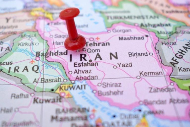 Crypto Market Update: Iran Conflict Pushes Bitcoin Further Under US$67K